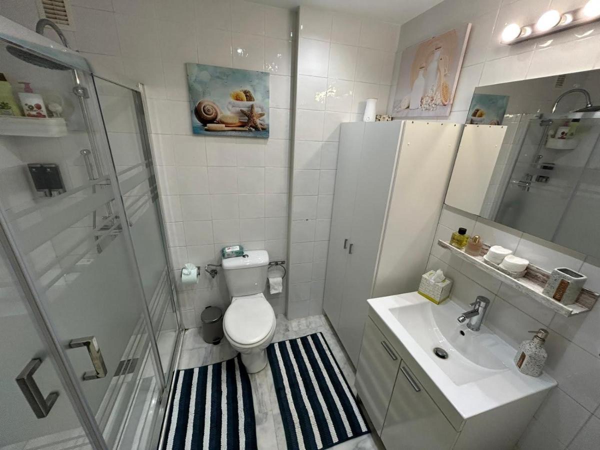 Apartamento Suite Torre Alta Parking Gratis เซบีญา ภายนอก รูปภาพ